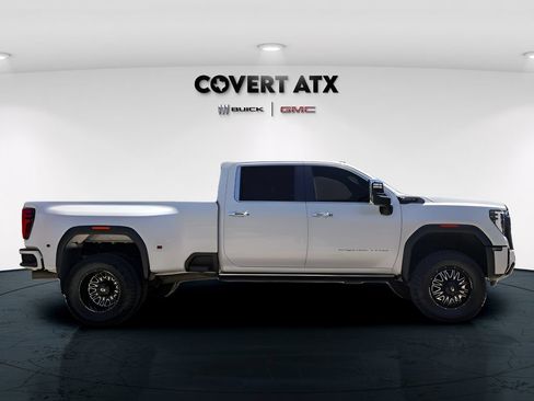Used 2025 GMC Sierra 3500 Denali Ultimate AWD/4WD image 6