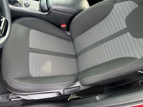 Used 2021 Kia Sorento LX image 8