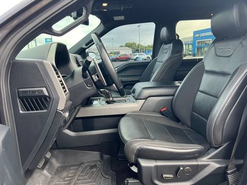 Used 2019 Ford F150 Raptor w/ Equipment Group 802A Luxury AWD/4WD image 3