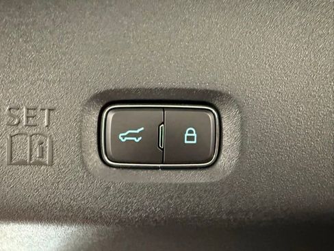 New 2026 Ford Expedition Platinum image 10