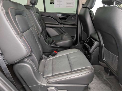 Used 2024 Lincoln Aviator Reserve w/ Elements Package Plus image 38