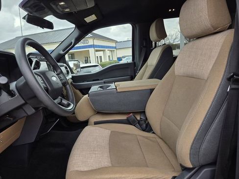 Used 2023 Ford F150 XLT RWD image 14