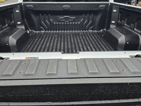 Certified 2024 Chevrolet Silverado 1500 Custom Trail Boss w/ LPO, Dark Essentials Package image 4