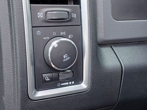 Used 2017 RAM 1500 Big Horn AWD/4WD image 8