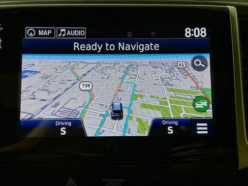 Used 2018 Honda Pilot Touring image 15