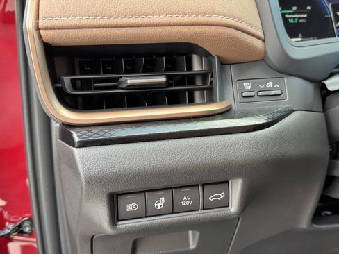 New 2026 Toyota Grand Highlander AWD Hybrid image 17