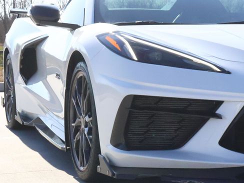 Used 2023 Chevrolet Corvette Stingray Premium Conv w/ Z51 Performance Package image 10