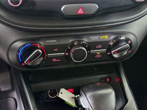 Used 2020 Kia Soul GT-Line w/ GT 2.0L Power Sunroof Package FWD image 23
