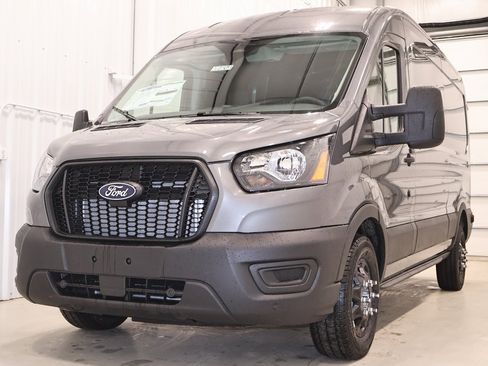 New 2026 Ford Transit 250 148 Medium Roof Extended AWD image 4