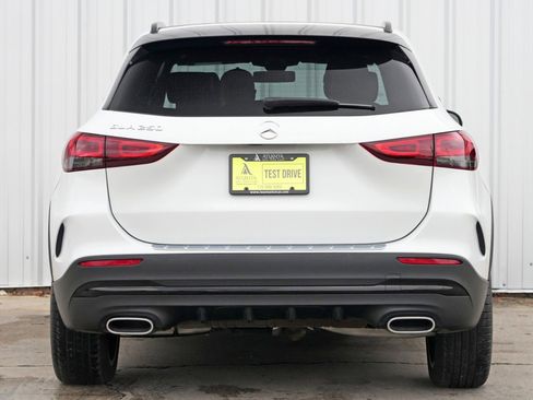 Used 2022 Mercedes-Benz GLA 250 GLA 250 w/ Premium, AMG Line & image 10