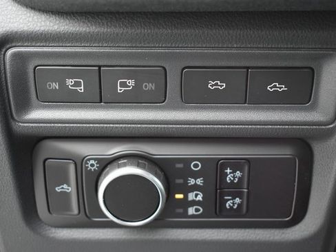 Used 2024 Ford F150 Lightning Lariat image 18