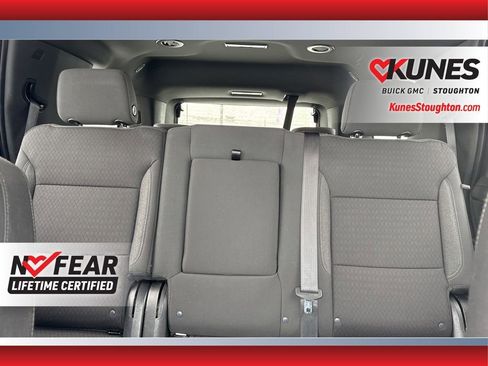 Used 2023 GMC Yukon SLE image 41