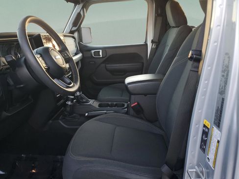 Certified 2024 Jeep Wrangler Sport S image 16