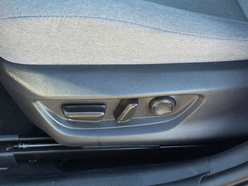 Used 2025 Toyota Camry LE image 20