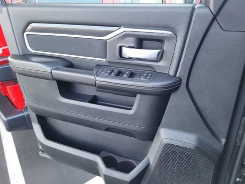 Certified 2025 RAM 2500 Big Horn AWD/4WD image 15