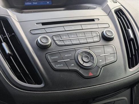 Used 2017 Ford Escape SE w/ SE Sport Appearance Package image 12