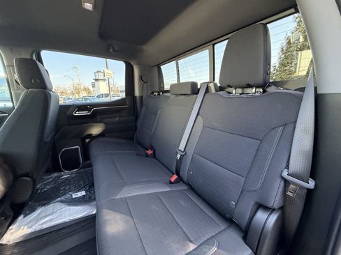 New 2026 GMC Sierra 1500 SLE w/ Preferred Package AWD/4WD image 24