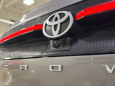 Used 2023 Toyota Crown image 12