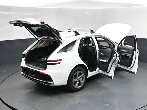 New 2026 Genesis GV70 2.5T image 18