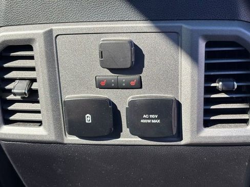 Used 2018 Ford F150 Raptor w/ Equipment Group 802A Luxury image 29