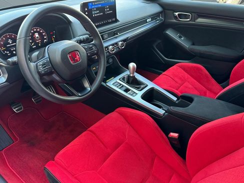 Used 2025 Honda Civic Type R image 4