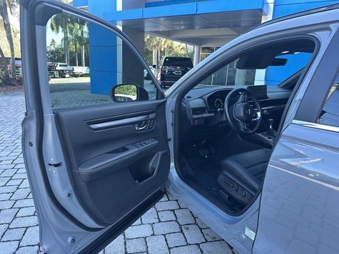 Used 2025 Honda CR-V Sport-L image 22