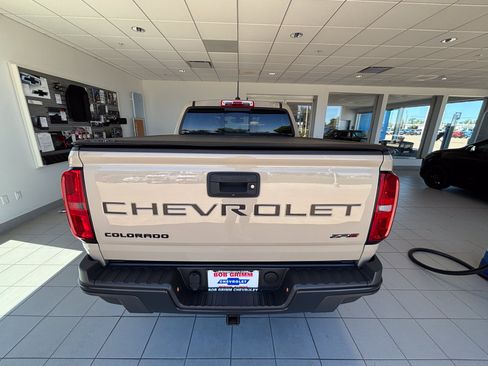 Used 2021 Chevrolet Colorado ZR2 AWD/4WD image 8