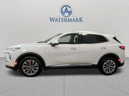 Used 2025 Buick Envision Preferred AWD/4WD image 2