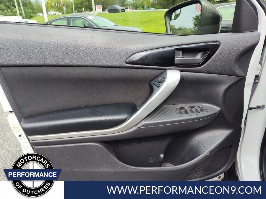 Used 2018 Mitsubishi Eclipse Cross LE AWD/4WD image 9