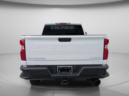 Used 2024 Chevrolet Silverado 2500 Custom w/ Custom Value Package AWD/4WD image 5