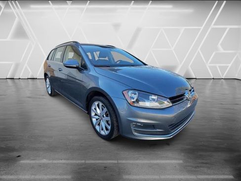 Used 2015 Volkswagen Golf SE image 4