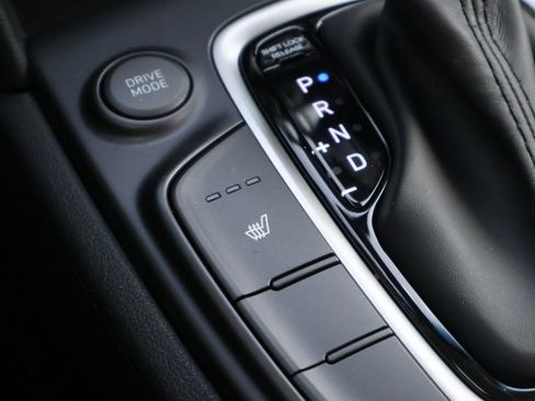 Used 2019 Hyundai Kona Limited image 38