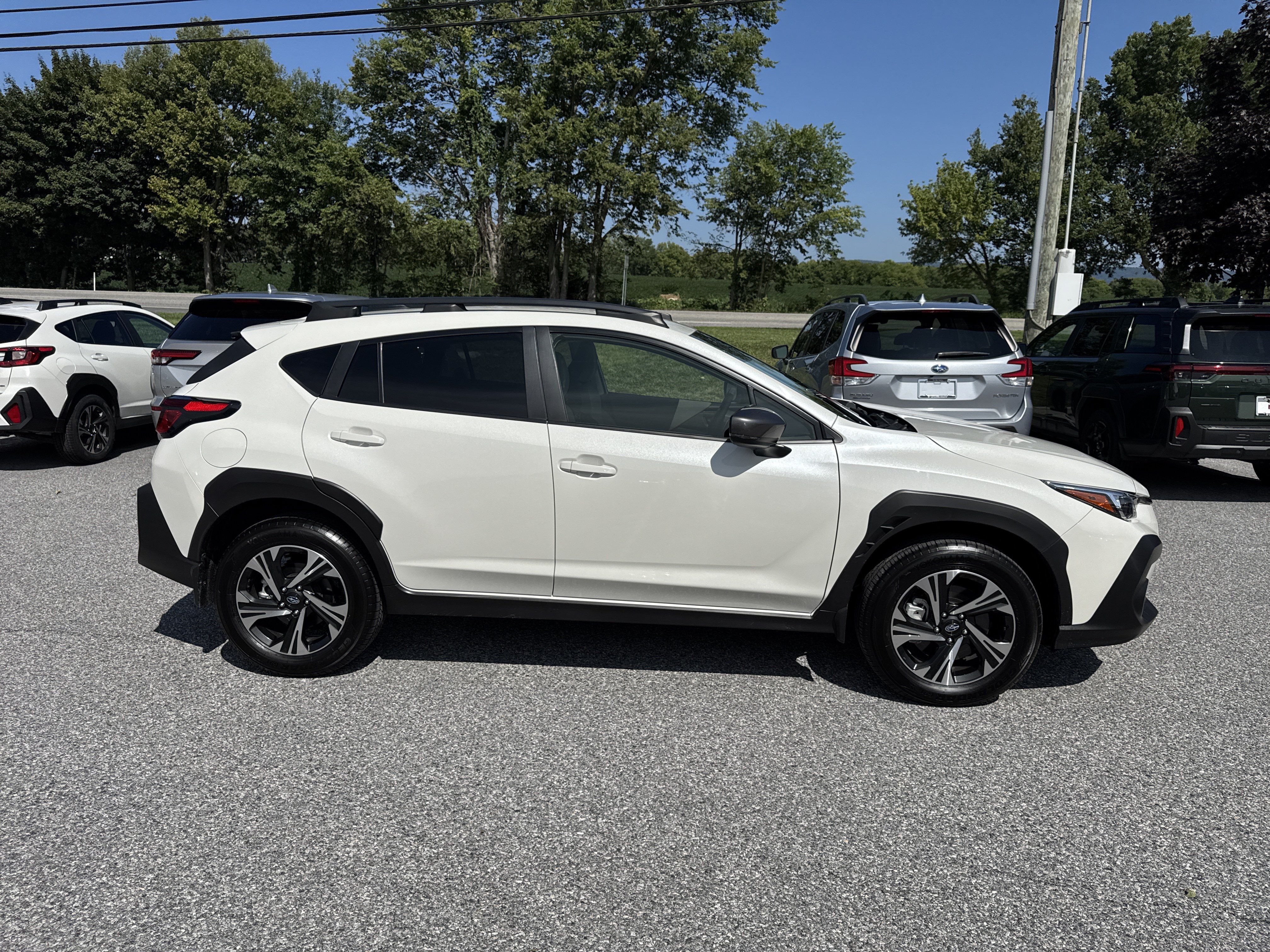 Used 2024 Subaru Crosstrek 2.0i Premium w/ Crosstrek Mirror Package AWD/4WD image 31