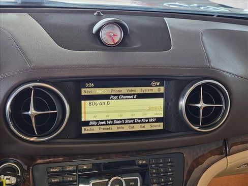 Used 2013 Mercedes-Benz SL 550 image 12
