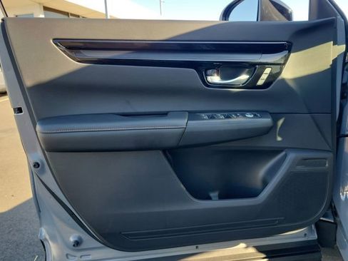 Certified 2025 Honda CR-V Sport Touring image 21