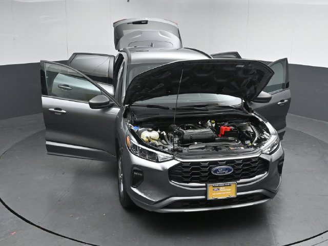 Certified 2024 Ford Escape ST-Line w/ Tech Pack #1 AWD/4WD image 54