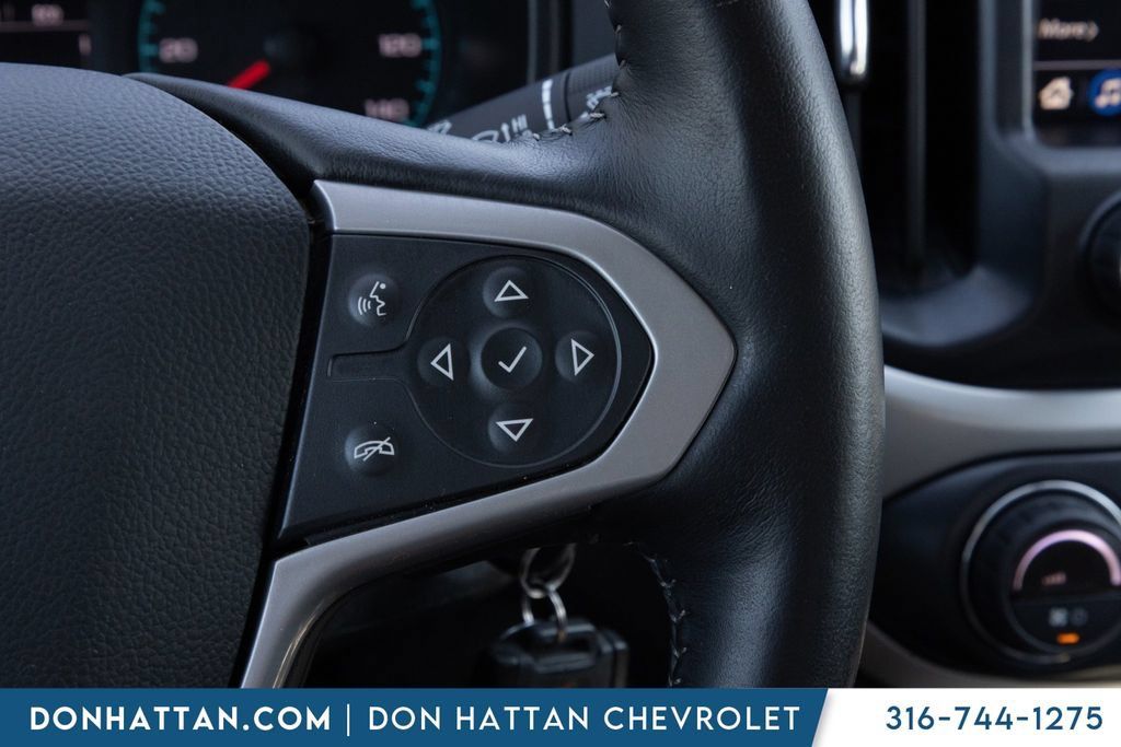 Used 2022 Chevrolet Colorado LT w/ Luxury Package AWD/4WD image 8