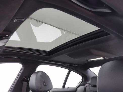 Certified 2023 BMW 530i xDrive 530i xDrive w/ Premium Package image 15