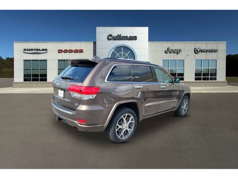 Used 2021 Jeep Grand Cherokee Overland w/ Trailer Tow Group IV RWD image 3