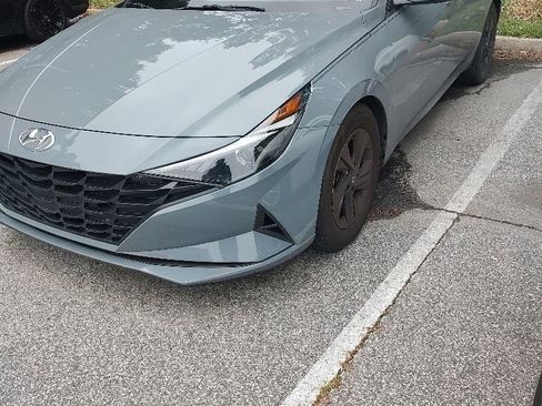 Used 2021 Hyundai Elantra SEL FWD image 1