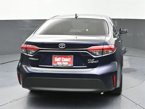 Certified 2024 Toyota Corolla XLE image 26