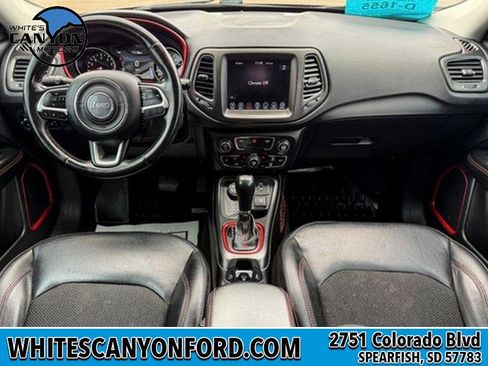 Used 2019 Jeep Compass Trailhawk AWD/4WD image 7
