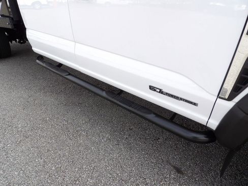 Used 2024 Ford F550 4x4 Crew Cab Super Duty w/ XLT Value Package image 54