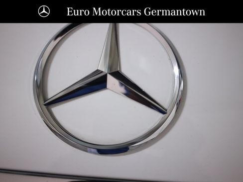 Used 2025 Mercedes-Benz GLS 450 4MATIC w/ AMG Line Exterior image 76
