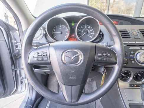 Used 2011 MAZDA MAZDA3 i Touring image 12