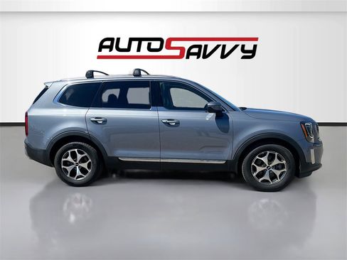 Used 2022 Kia Telluride EX image 8