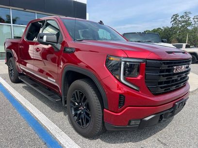 Used 2022 GMC Sierra 1500 Elevation w/ Elevation Premium Package