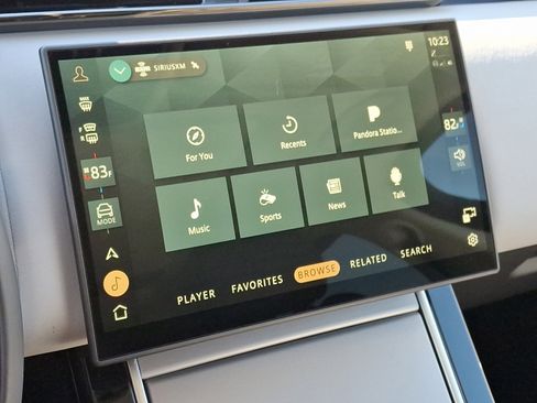 Used 2025 Land Rover Range Rover Velar S image 19