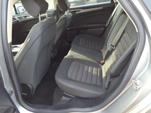 Certified 2020 Ford Fusion SE image 13