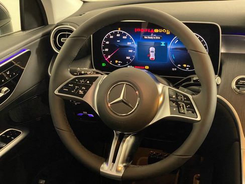 New 2026 Mercedes-Benz GLC 350e 4MATIC image 15